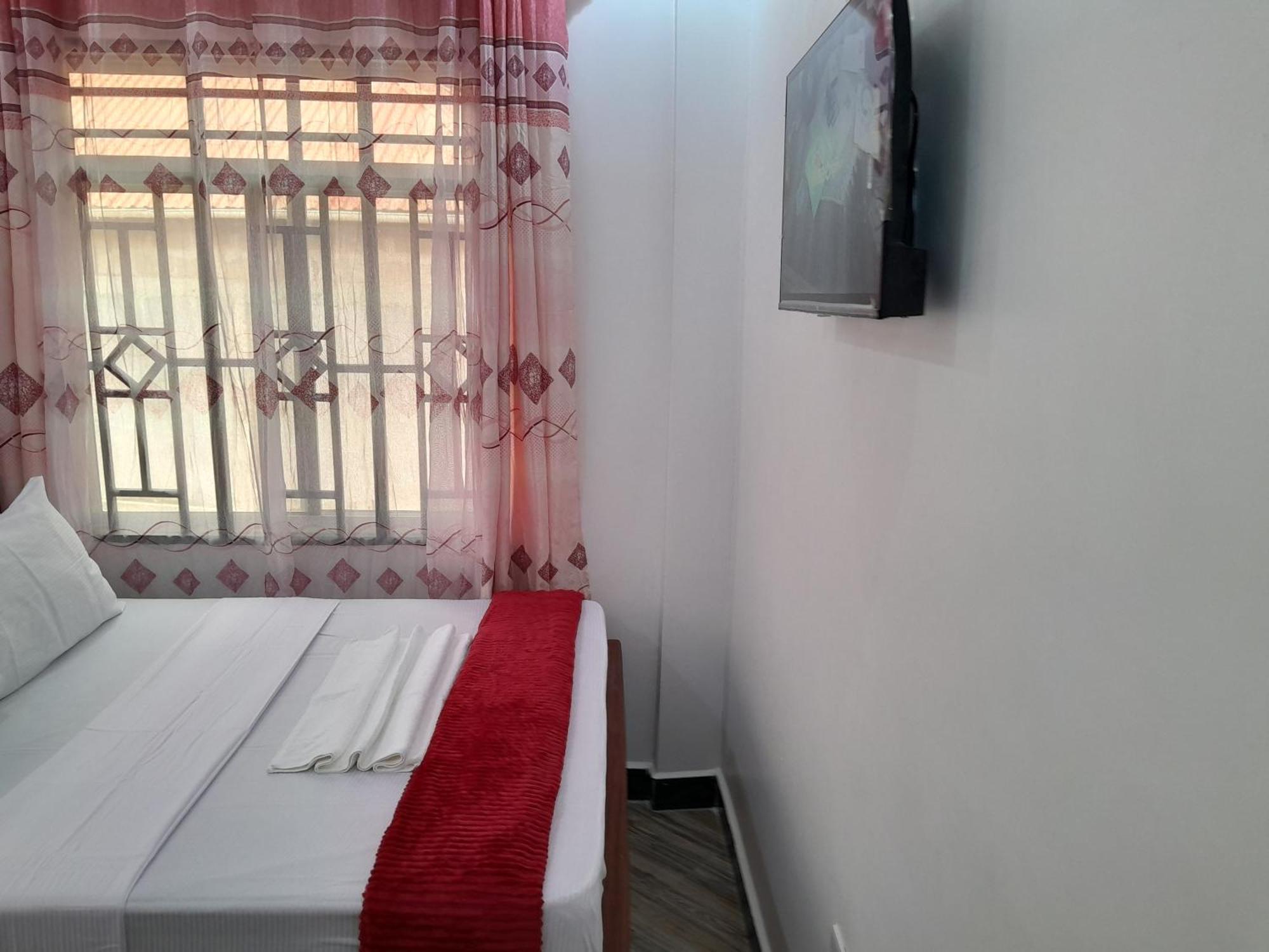 Valley Breeze Hotel Dár Al-Szalám Kültér fotó