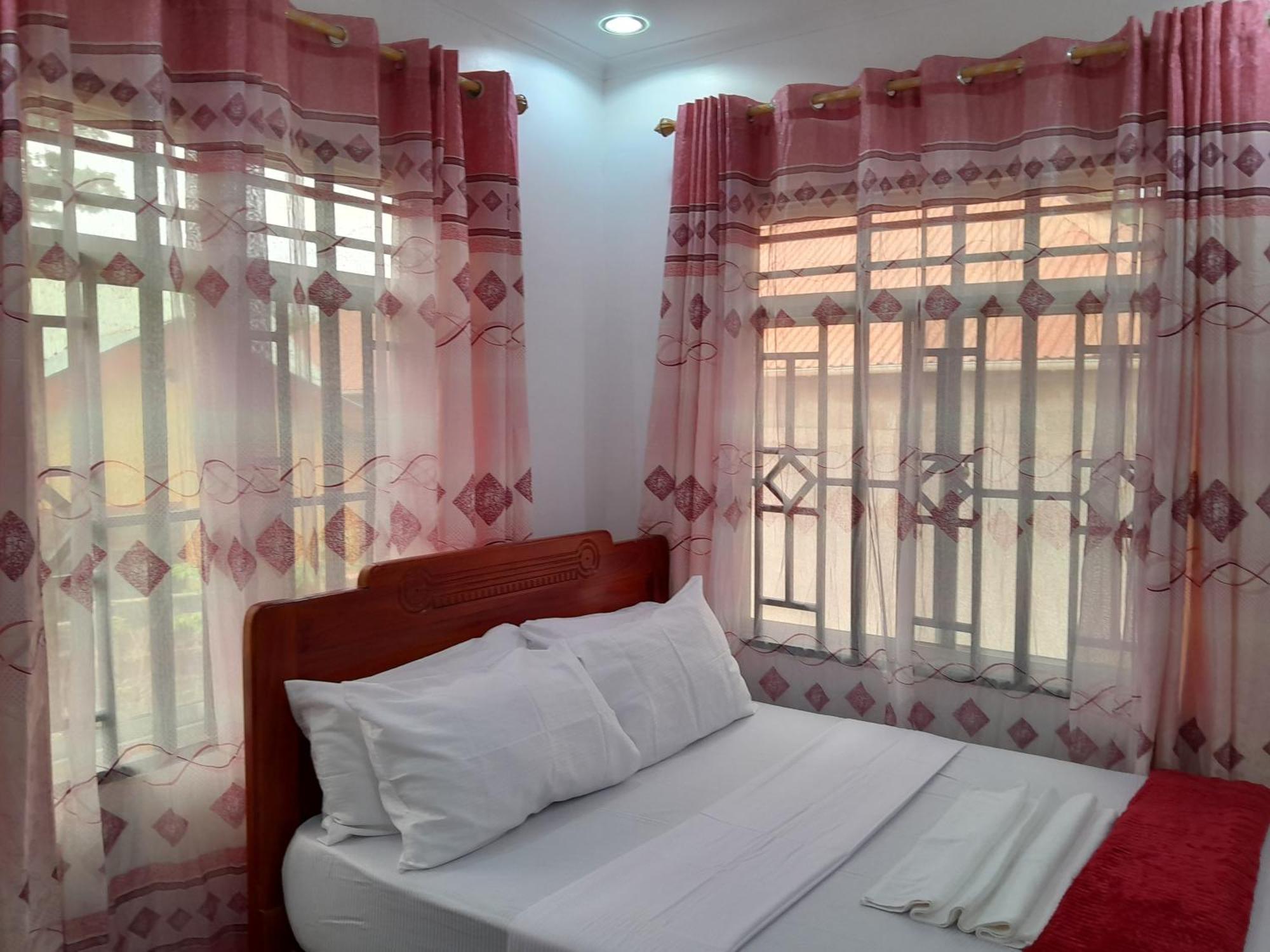 Valley Breeze Hotel Dár Al-Szalám Kültér fotó